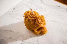 Load image into Gallery viewer, Beeswax Sugar Skull Candle