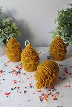 Load image into Gallery viewer, Beeswax Cupcake Candle